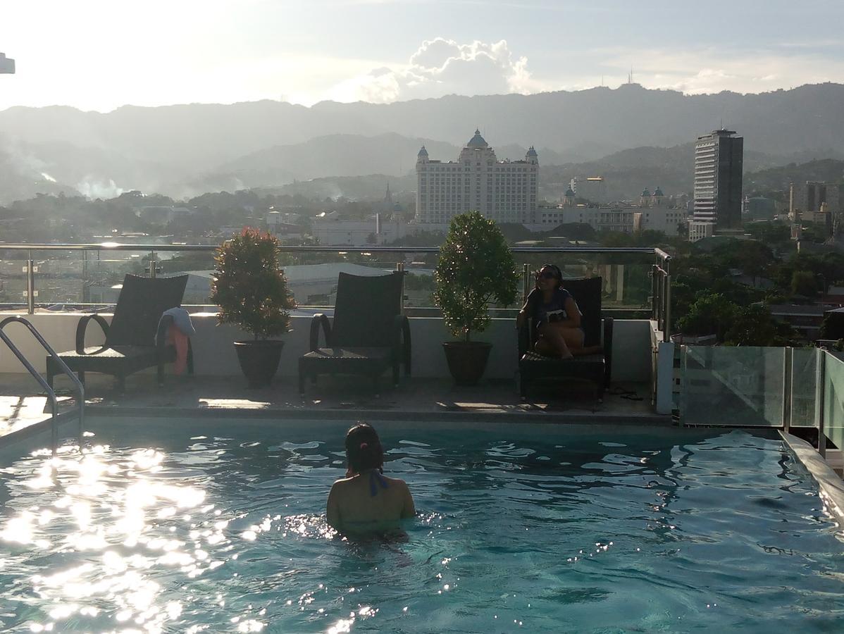 2405 Mabolo Garden Flats Leilighet Cebu Eksteriør bilde